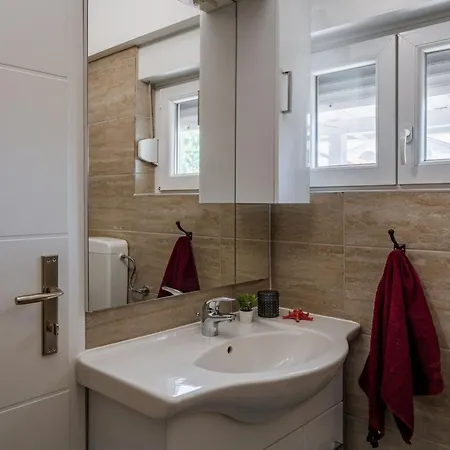 Kristija 2 By Interhome Vir