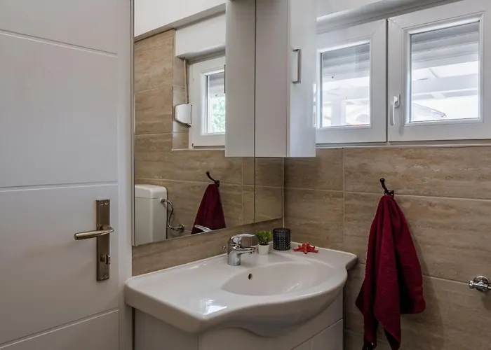 Kristija 2 By Interhome Вир