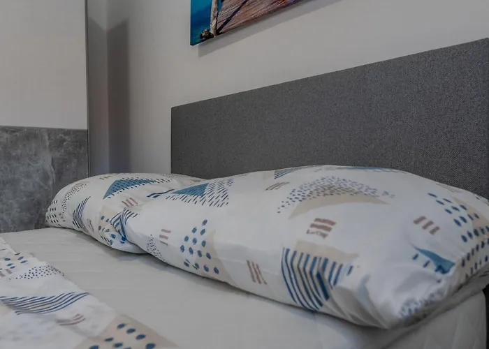Kristija 2 By Interhome Apartman Vir