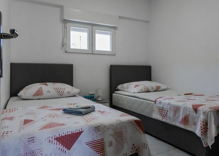 Kristija 2 By Interhome Apartman